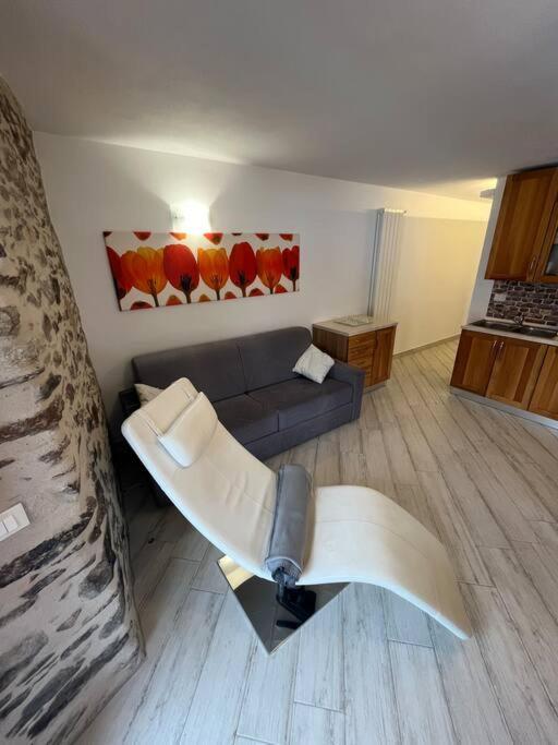 Trilocale Con Vista Piste Da Sci Daire Villa d'Allegno Dış mekan fotoğraf